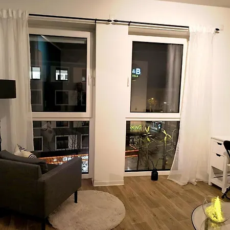 Modernes City-appartement Mit Separatem Schlafzimmer شقة